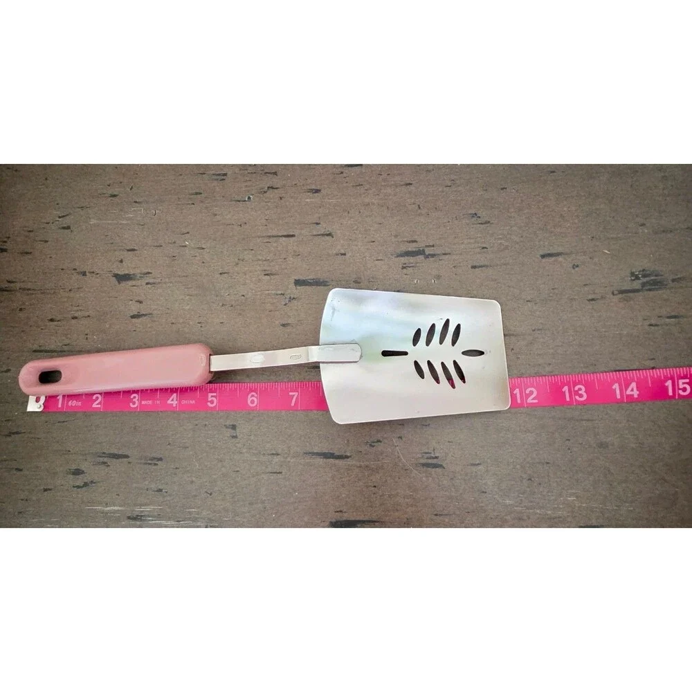Vintage Royal Korea Pink Mauve Slotted Spatula Turner Wheat Design 11 3/4